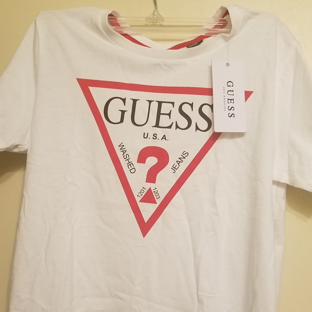 NWT Guess Tshirt